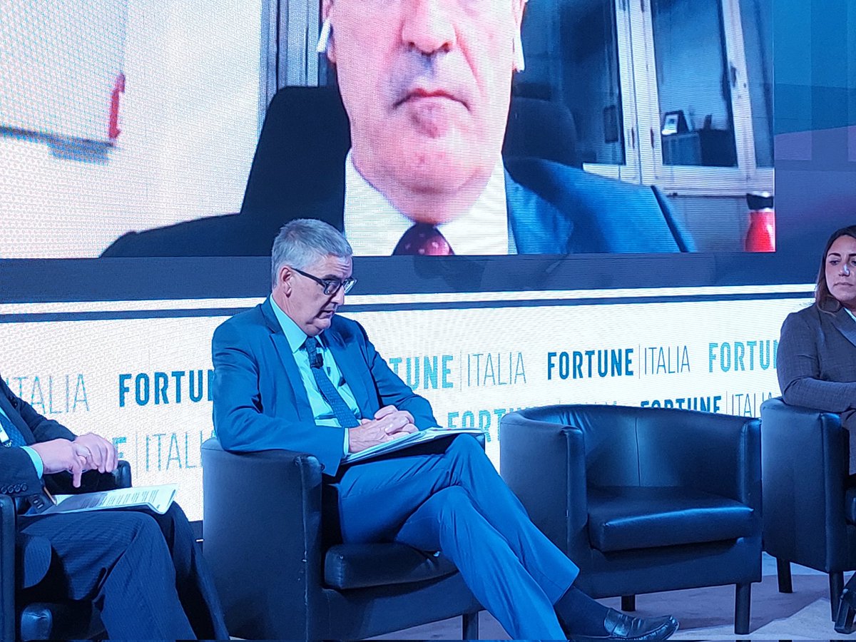 fortuneitalia's tweet photo. #forumhealth , interviene @s_brusaferro @ISSalute_it 
"L'innovazione ha avuto un'accelerazione. Abbiamo la percezione che è decisiva per le grandi sfide. E si fa grazie alla ricerca". https://t.co/ZqkpAXpCO8