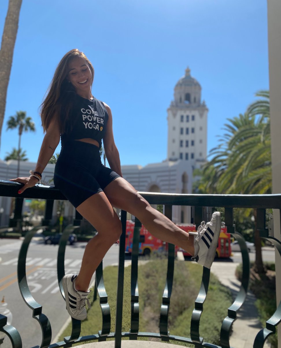 CorePowerYoga's tweet photo. CorePower in the wild: Beverly Hills edition☀️ We love to see how you #LiveYourPower outside the studio - especially in Beverly Hills where our newest studio opened TODAY!
Learn more about our Founding Member rate: https://t.co/GiLwLWpS33
📷 Lupita T., Melinda D., Esmé B. https://t.co/U4LDACEF80