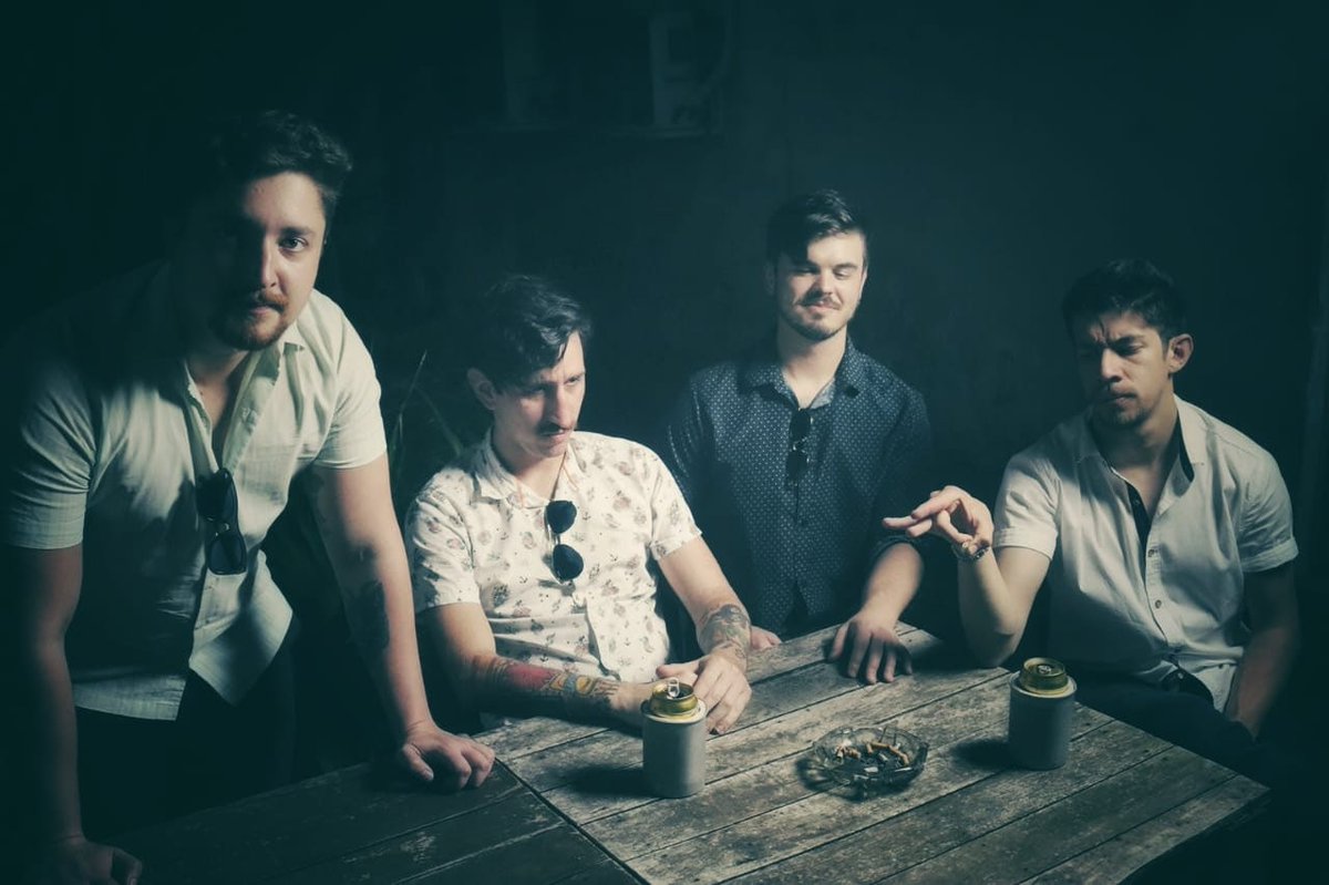 Semana que vem 3 showzin

01/11 Crossroads 
arctic monkeys cover

02/11 Cervejada do c7
Especial indie rock

05/11 pinhão bar
Autoral

#ArcticMonkeys #Cover #Curitiba #photography