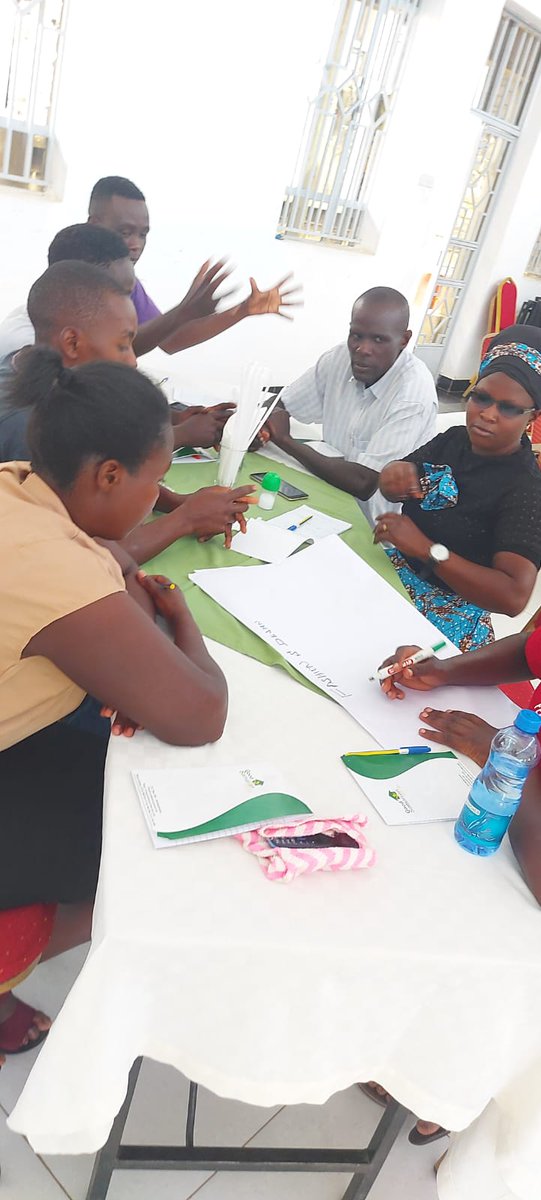 PamojaFT's tweet photo. 2/2. The main objective is to improve the employability and economic situation of young Kenya men and women through demand-driven basic skills training and matching services in cooperation with the private sector. https://t.co/F0bZcFj42F