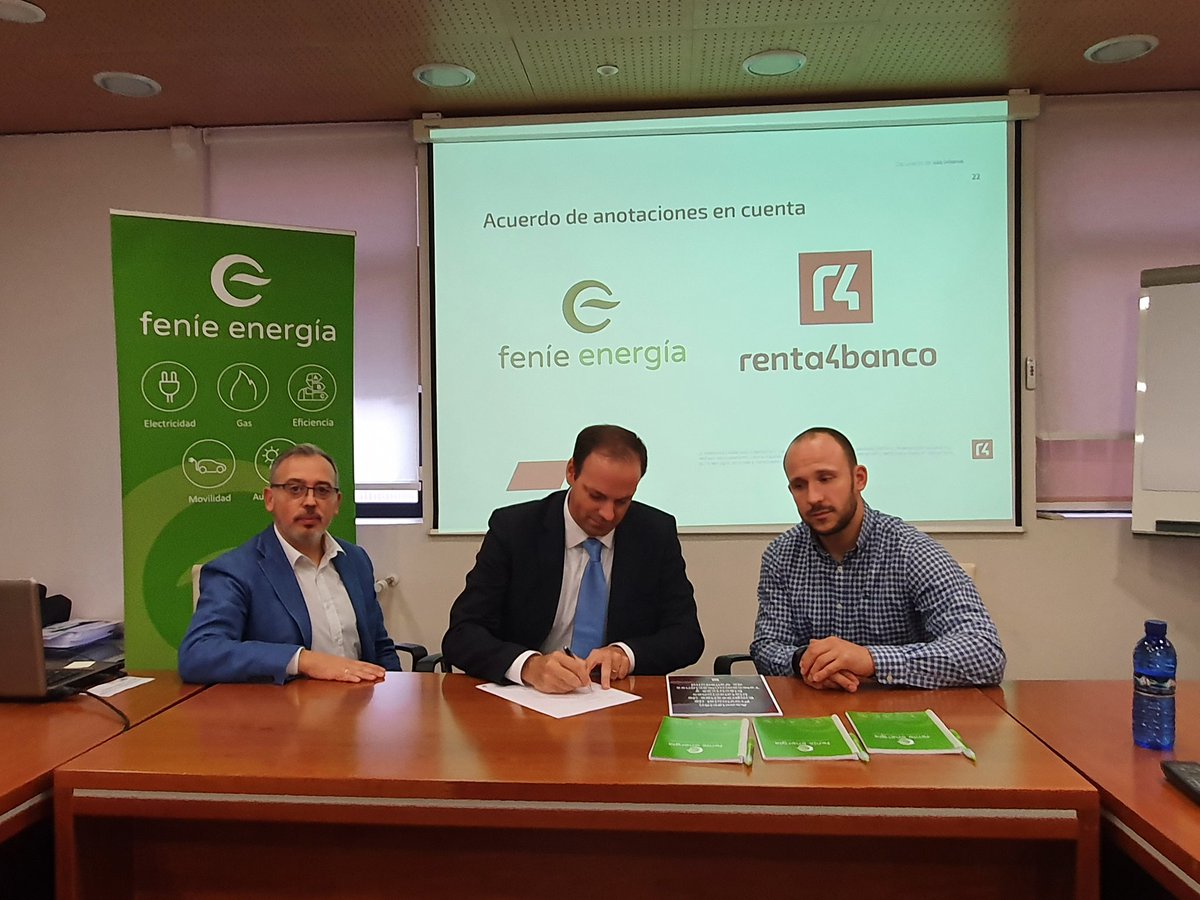 apremie_va's tweet photo. Firma de acuerdo Renta 4, entidad supervisada por la CNMV, y APREMIE para ayudar nuestros asociados al cambio depósito de las acciones y más @fenieenergia @Renta4Banco @apremie_va https://t.co/GI1IFcNzhV