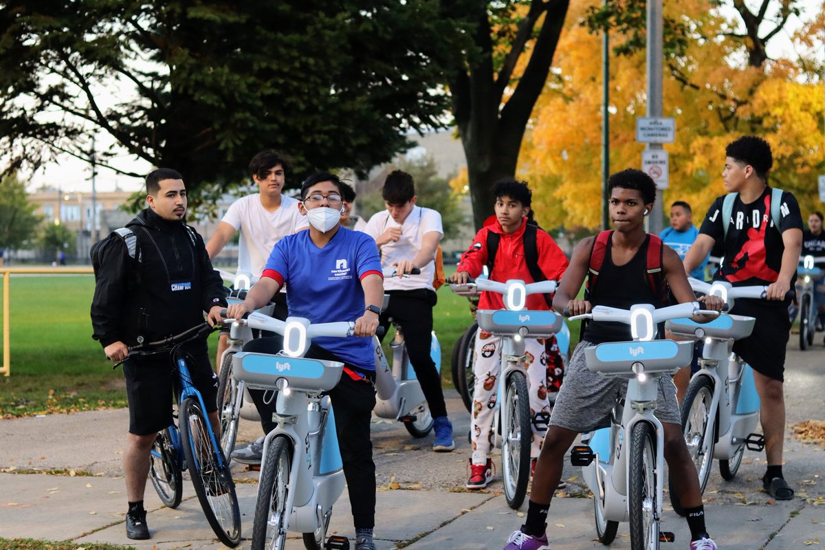 The Belmont Cragin Bike Club is the place to be. 🚲💨💙 

The <a href="/DivvyBikes/">Divvy</a> team took part in last week's meeting and we had a blast! There's still time to join in on the fun as <a href="/NWCChicago/">NorthwestCenter</a> meets weekly on Fridays at Blackhawks Park. 🙌

#Divvy #Divvybikes #BikeCHI
