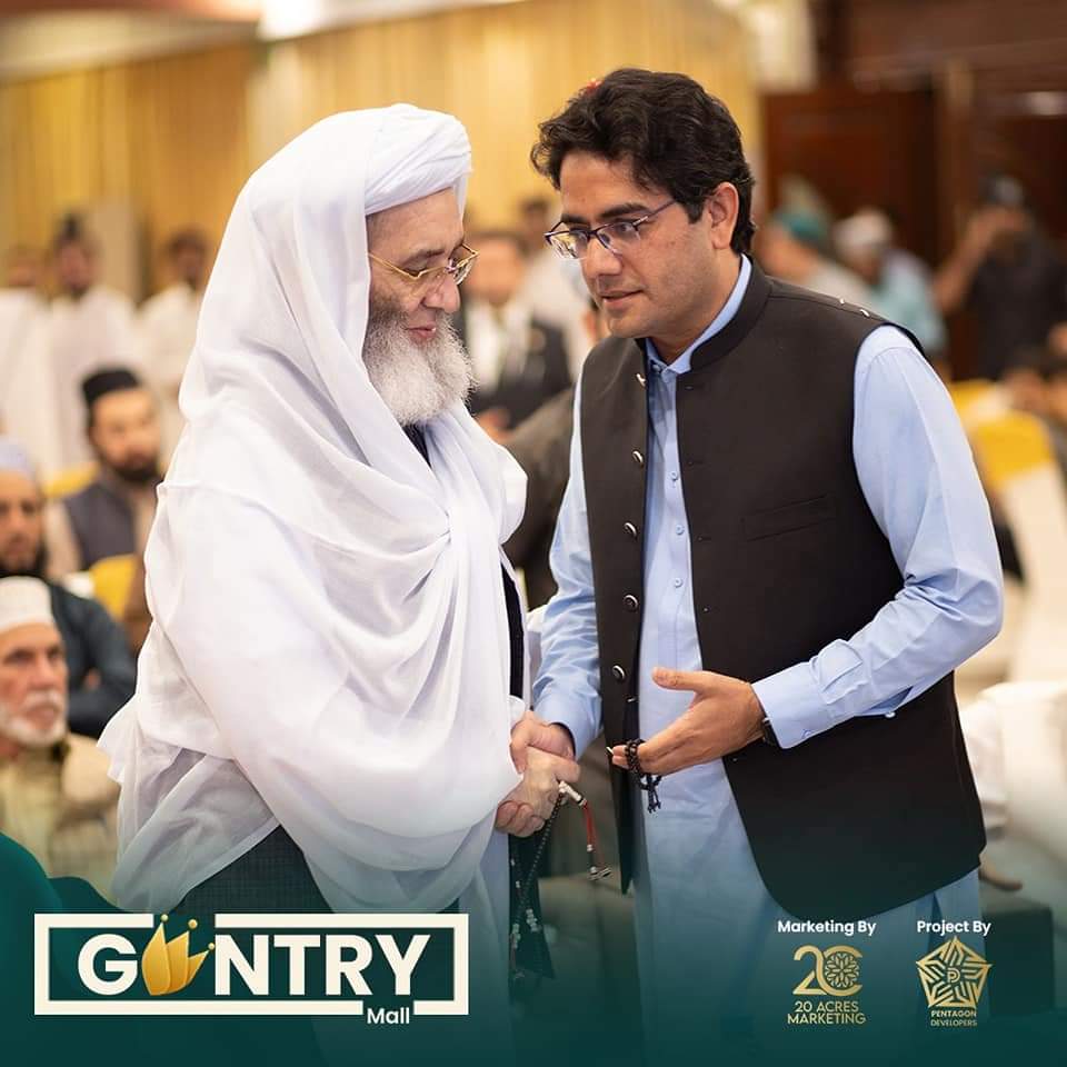 CityRealator's tweet photo. Thankyou Dr. Noor Ul Haq Qadri  |   Kamran Bangash | for honouring us with your presence on the Launch of Pakistan's first 5 star Smart Serviced Apartments. 

For more details &amp; booking 
Sayed Karim Shah
03339259459

#gentrymall #pirnoorulhaqqadri #KamranKhanBangash https://t.co/mBJfSAKE8i