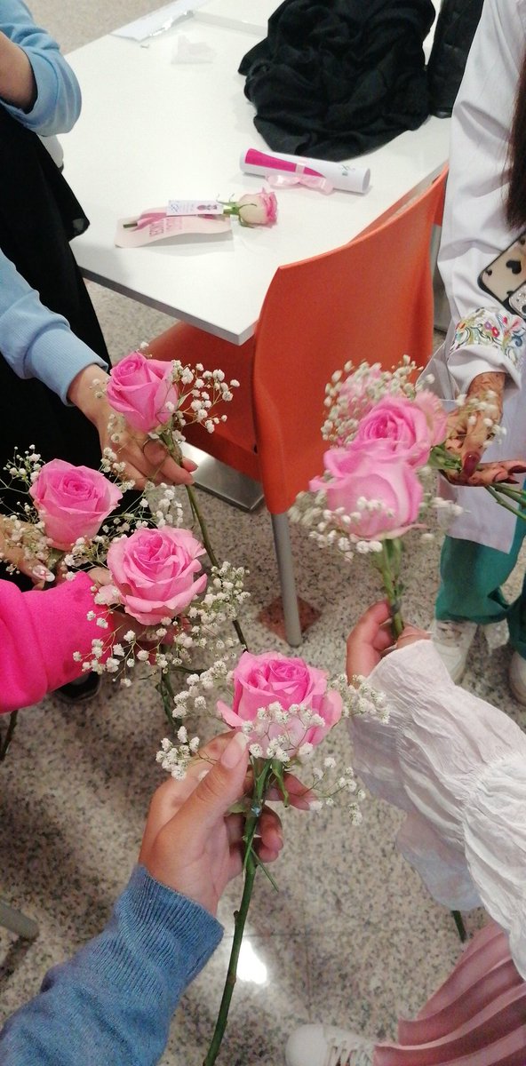 Jo0ojw15's tweet photo. الفعاليه الي بقلبي هي وبناتها🥺♥️ https://t.co/OJuQWvh6rc