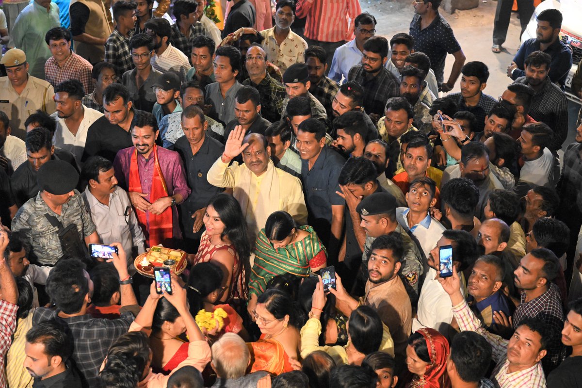 ombirlakota tweet picture