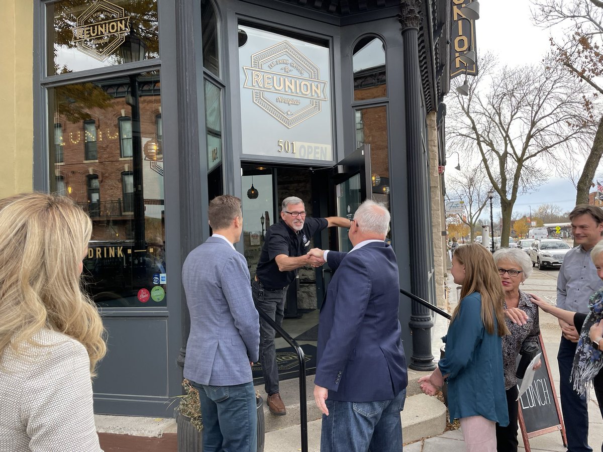 Devin Henry tweet media