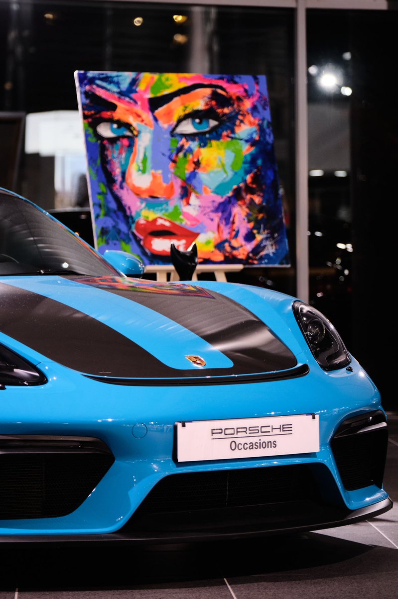Un immense plaisir d’avoir contribuer à cette soirée au profit du chu de Grenoble avec mon mécène <a href="/Porsche_France/">Porsche France</a> #art #mecene #porsche