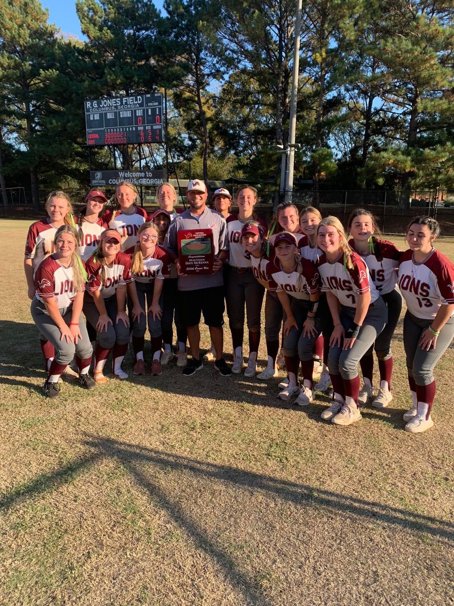 Congratulations to Lady Lions Softball Coach Dave McKenna on his 300th WIN tonight in Columbus! We are proud of you, Coach McKenna! 
#lionstrong
<a href="/GradickSports/">Gradick Sports</a> <a href="/TheMorningFive/">The Morning 5</a> <a href="/CHSsbLions/">CENTRAL SOFTBALL</a> <a href="/Central_Lions/">Central High School</a>
