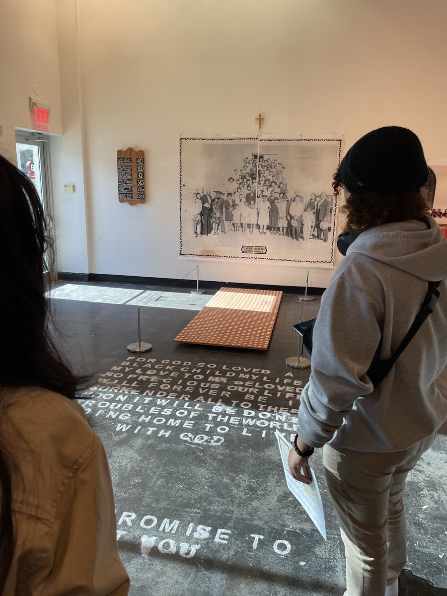 MhsVisual's tweet photo. Today AP Art and AP Art History students went to the Houston Graffiti Park, The @lawndalehouston , the @camhouston , and @MenilCollection - it was AMAZING to discuss different types of art, the audiences and the venues. So proud of our sm- ARTIES!  @AISDFineArts https://t.co/KnwYjbl0uF