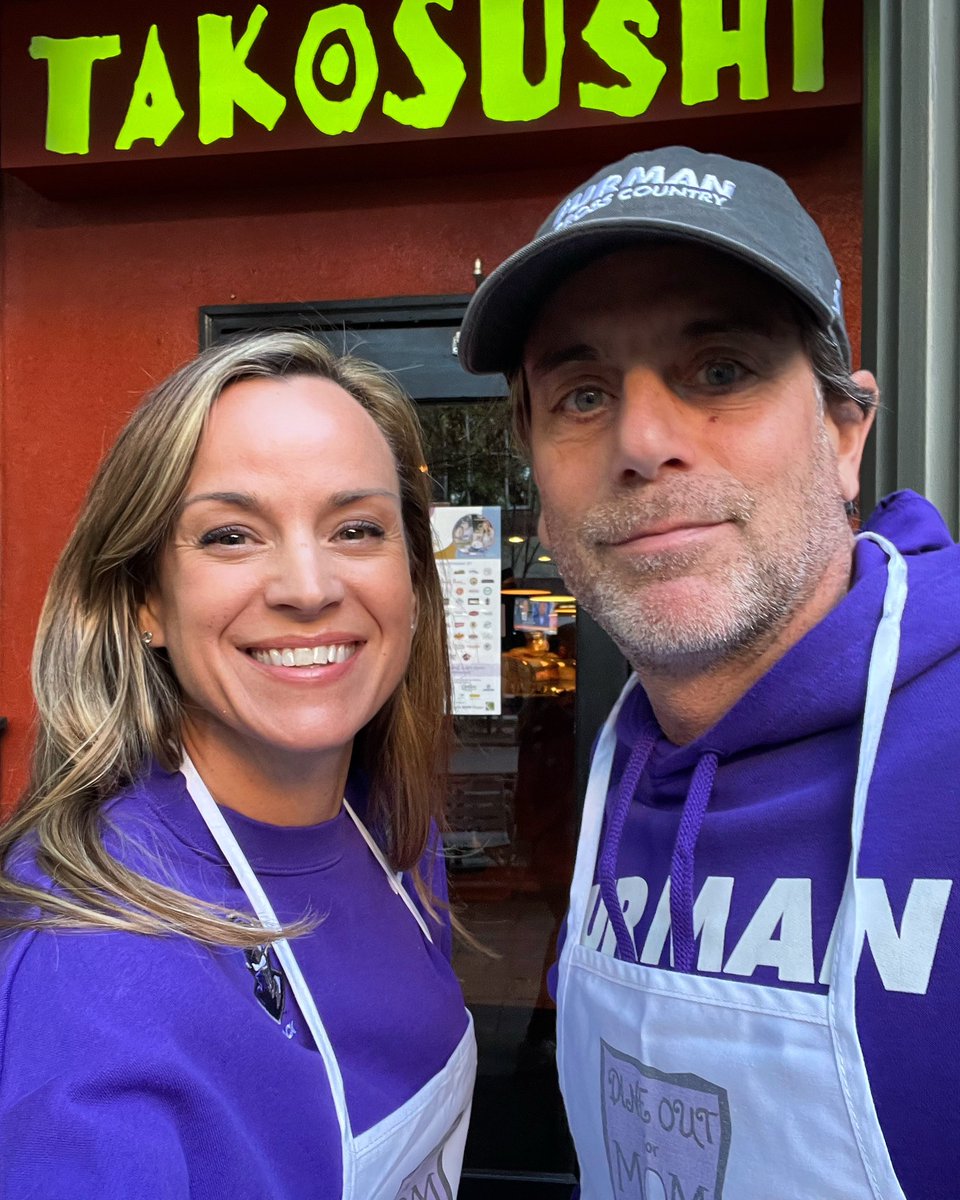 FurmanXC's tweet photo. The Coach Garys are on the dinner shift at TakoSushi downtown! Come enjoy some delicious sushi and DINE OUT FOR MOM
#LetThereBeMom #DOFM #LTBM https://t.co/j12QNNaFh0