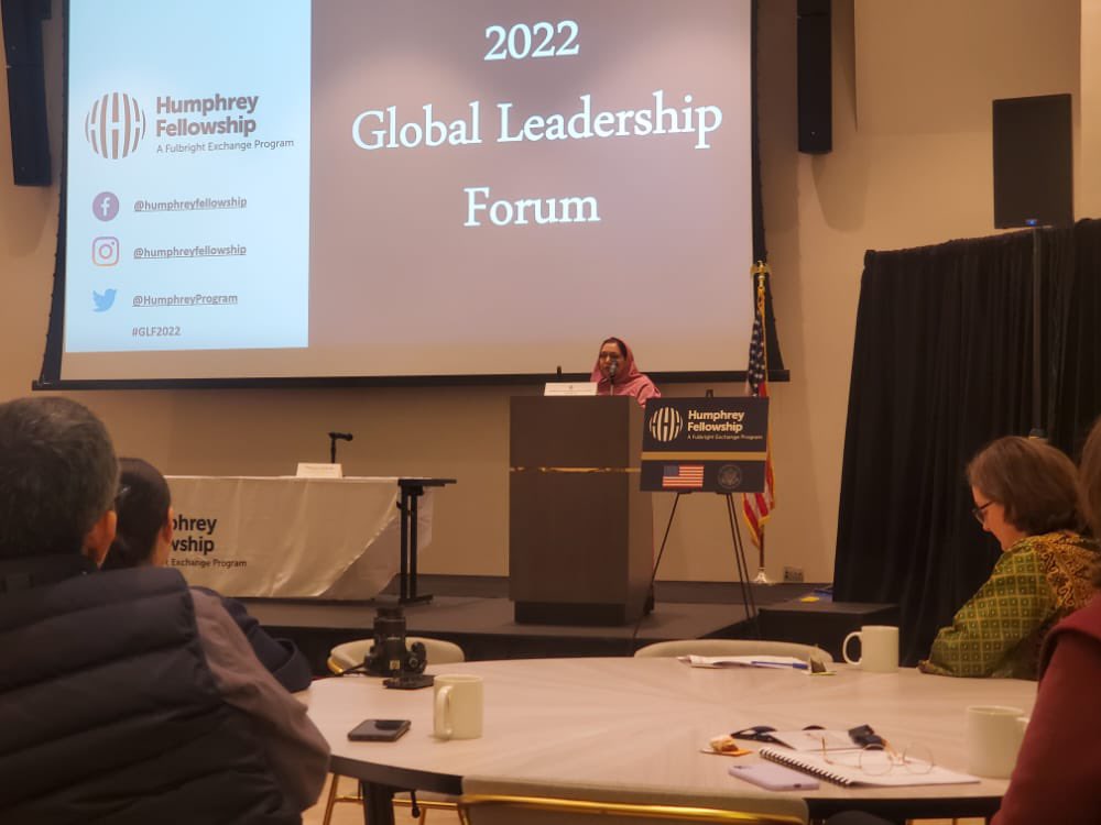 CronkiteGlobal's tweet photo. "As a blind black and brown female foreign services officer, people easily opened up to me. A good leader should realise that in their vulnerability lies great strength," ~ Mariyam Cementwala @ #GLF2022 to #HumphreyFellows, on Diversity, Equity, Inclusion & Access Strategies. https://t.co/JOqamXsqc8