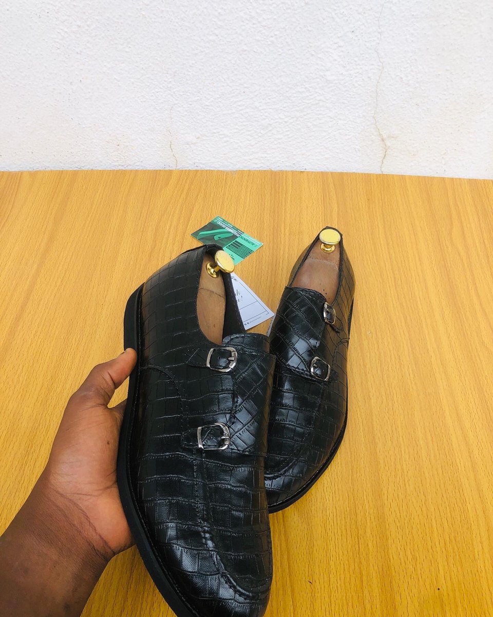 lexissapparel's tweet photo. Place your order for your (Double strap monks) by Lexiss Apparel available in all size Made in 🇳🇬
🎨 Black 🐊 skin + Black sole
📧 lexissapparel@gmail.com Facebook/Instagram Lexiss Apparel WhatsApp & ☎️ 07067823932 #entrepreneur #shoes #likesforlike #business #shoesshoesshoes https://t.co/EtNBpVQ8my