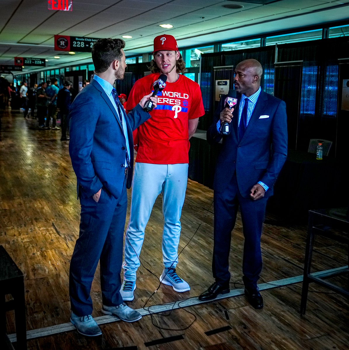 Phillies's tweet photo. The boyssss https://t.co/K7jZNgBkjW