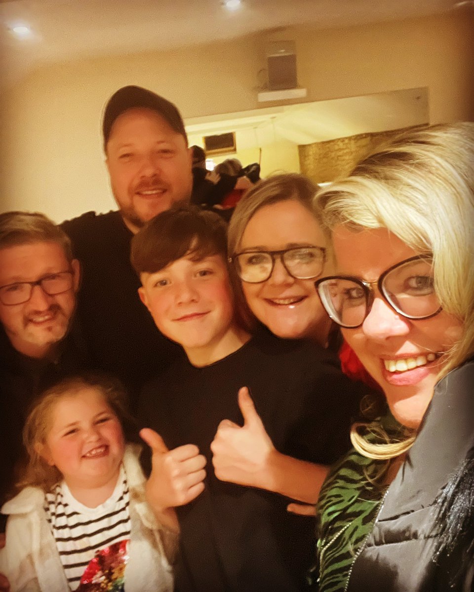 LynnDiamond17's tweet photo. Happy birthday John @Les1888Hutt #longdistancefriendships #outfortea https://t.co/7DtqycvjIt