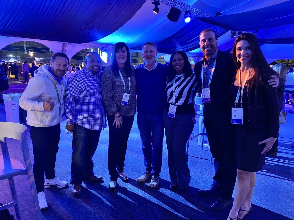 LinkedIn #talentConnect 2022 is in the books! Great catching up with #EY friends, seeing old friends and making new connections this week in LA! <a href="/mfuell/">Mark Fuell</a> <a href="/NicholasOutram8/">Nicholas Outram</a> <a href="/NikitaBarboza15/">Nikita Barboza</a> <a href="/lolojoliat/">Lauren Joliat</a> <a href="/mikeszell42/">Michael Szell</a>