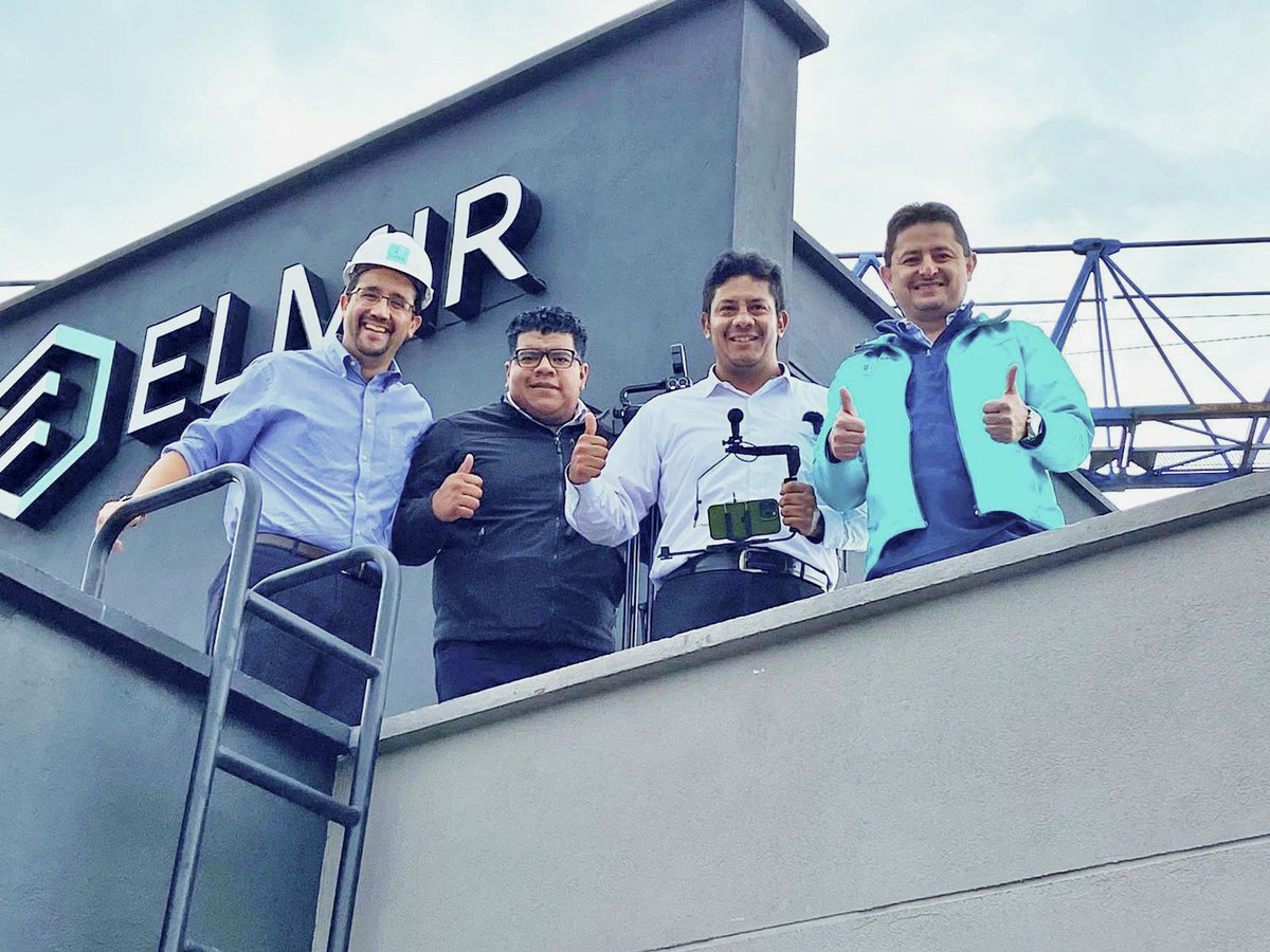 #RostrosDelComercioCCQ 

Todas las semanas visitamos a nuestros socios. 

Hoy estuvimos en <a href="/GrupoElmir/">Elmir Grupo Inmobiliario</a> 

Pronto conocerán la historia de este grupo empresarial con más de 100 años de trayectoria 💪🏼💪🏼💪🏼

<a href="/lacamaradequito/">Cámara de Comercio de Quito</a>