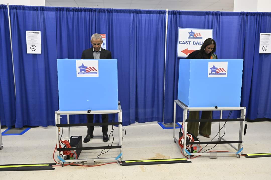 thanksprez's tweet photo. #EarlyVoting has already started in many states.  If you haven't already voted be sure and make your #ElectionDayPlan. Learn more about issues or visit https://t.co/UZXxTahNgg

#thanks44 #election #midterms2022 #midterms #VoteBlue #iVoted #vote #polling https://t.co/UL9U7xQoea