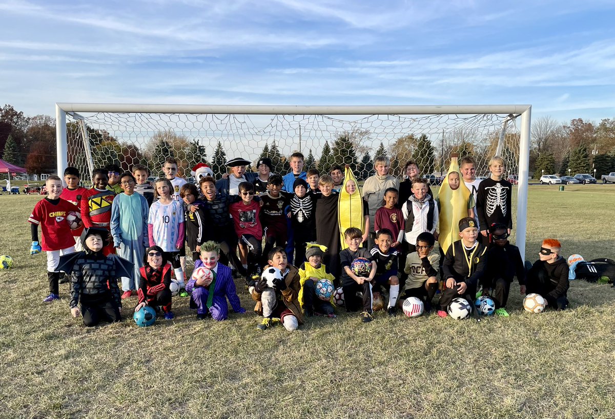 BRusinek's tweet photo. ⚜️ 👻 Detroit City FC Youth Downriver Annual Halloween Clinic ⚽️ 🎃 ⚜️ @DetroitCityFC  @DCFCDownriver #DCTID https://t.co/7YFtVzCrKO