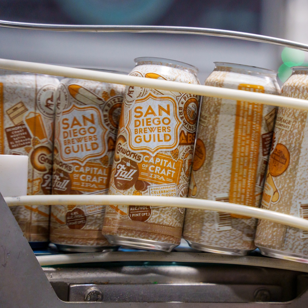 sdbrewers's tweet image. The six-annual Capital of Craft collaboration IPA is here and it’s EPIC! This limited-edition release will be available exclusively in San Diego County, beginning November 4th for #SDBeerWeek, with a county-wide tapping and kick-off toast at 7:00 p.m. PST.