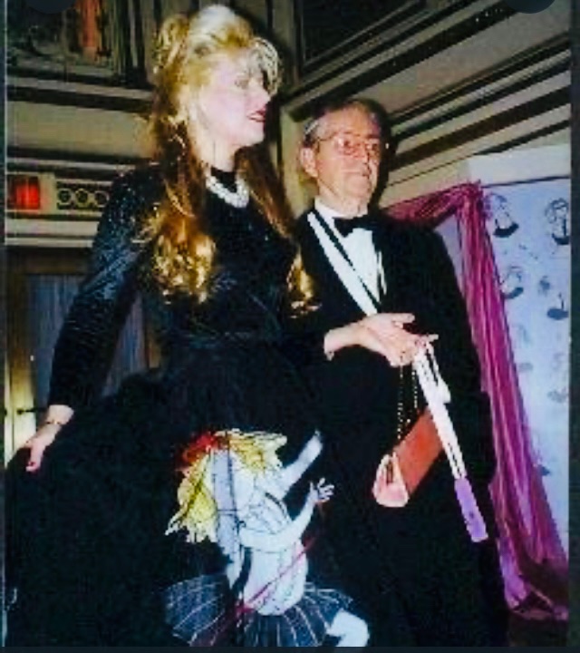 COMING SOON -> Opening Nov. 12, Eloise and More: The Life and Art of Hilary Knight, nrm.org/2021/10/eloise/  

Rarely seen works, including trial Eloise drawings from Hilary Knight in 1954, and a once-stolen Eloise portrait from the Plaza Hotel. #EloiseAtThePlaza