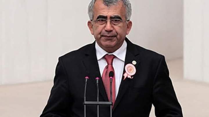 Gökşin Şenol tweet media