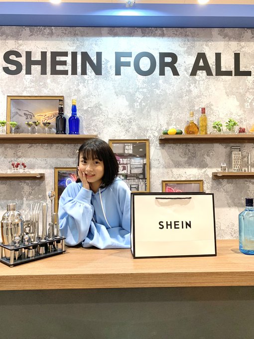 Twitterのコスプレ画像20