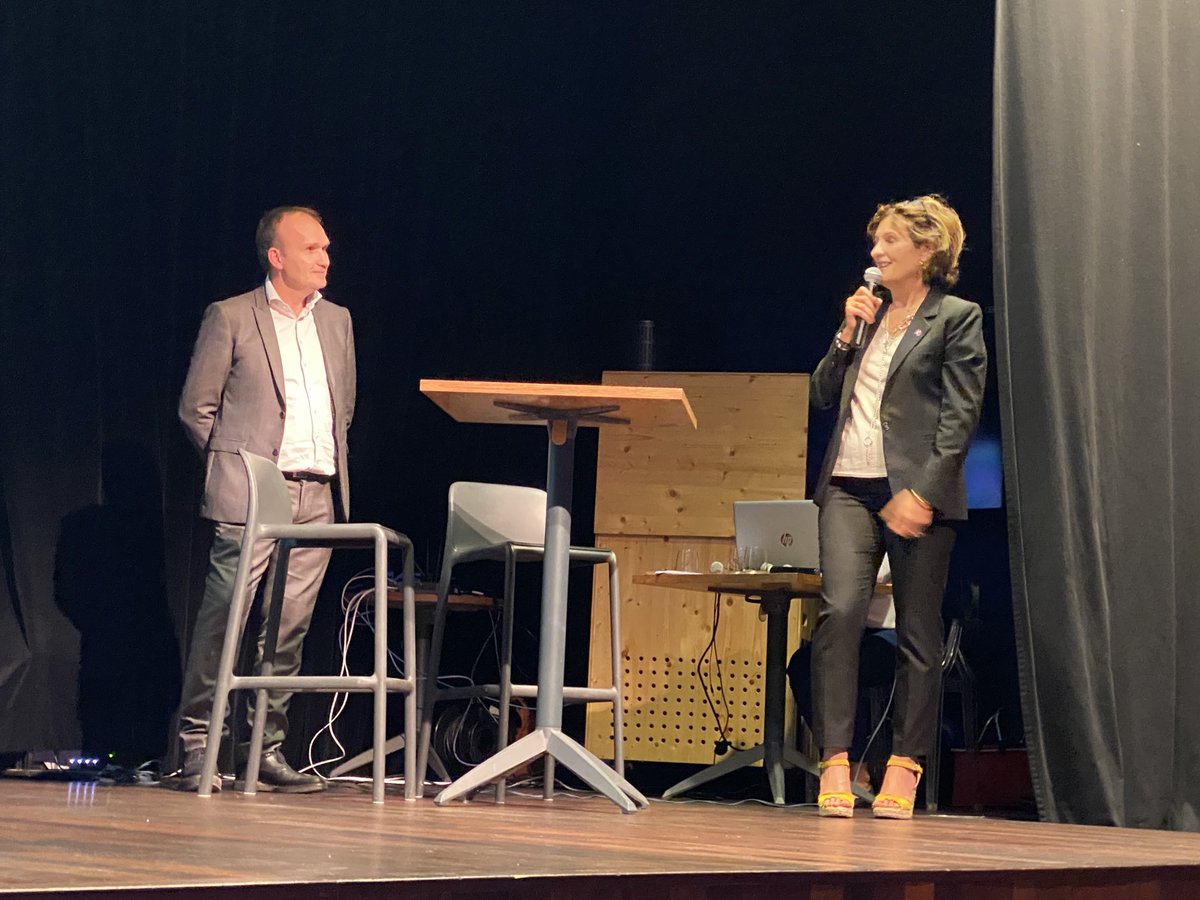 PatrickMartin_1's tweet photo. Très belle AG @medef #Landes à #Dax puis #Capbreton ,autour des Pte @PatriciaVialle et past-pdt Christian Laffont :remarquable travail de reconquête !
Très touché d’avoir été honoré pour le soutien du @medef national.
#CNETh @CCI40 @LesLandes40 https://t.co/9H6XB3aZAN