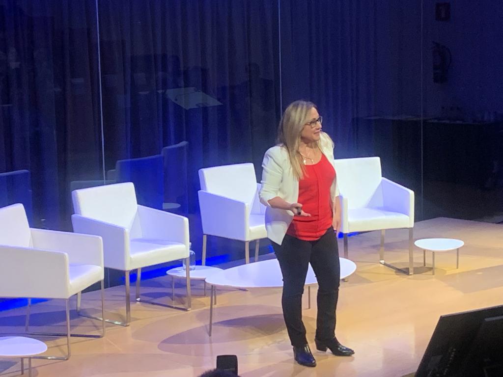 🗣️<a href="/MonicaVentas/">Mónica Mendoza #Ventas</a> "#Lleida té grans fortaleses en l’àmbit de l’agricultura, però si fa bon màrqueting de la ciutat i de territori pot tenir grans punts forts a nivell turístic i en l’àmbit empresarial"
#LleidaEmpresa22 #PIMECLleida #LleidaEmpresa