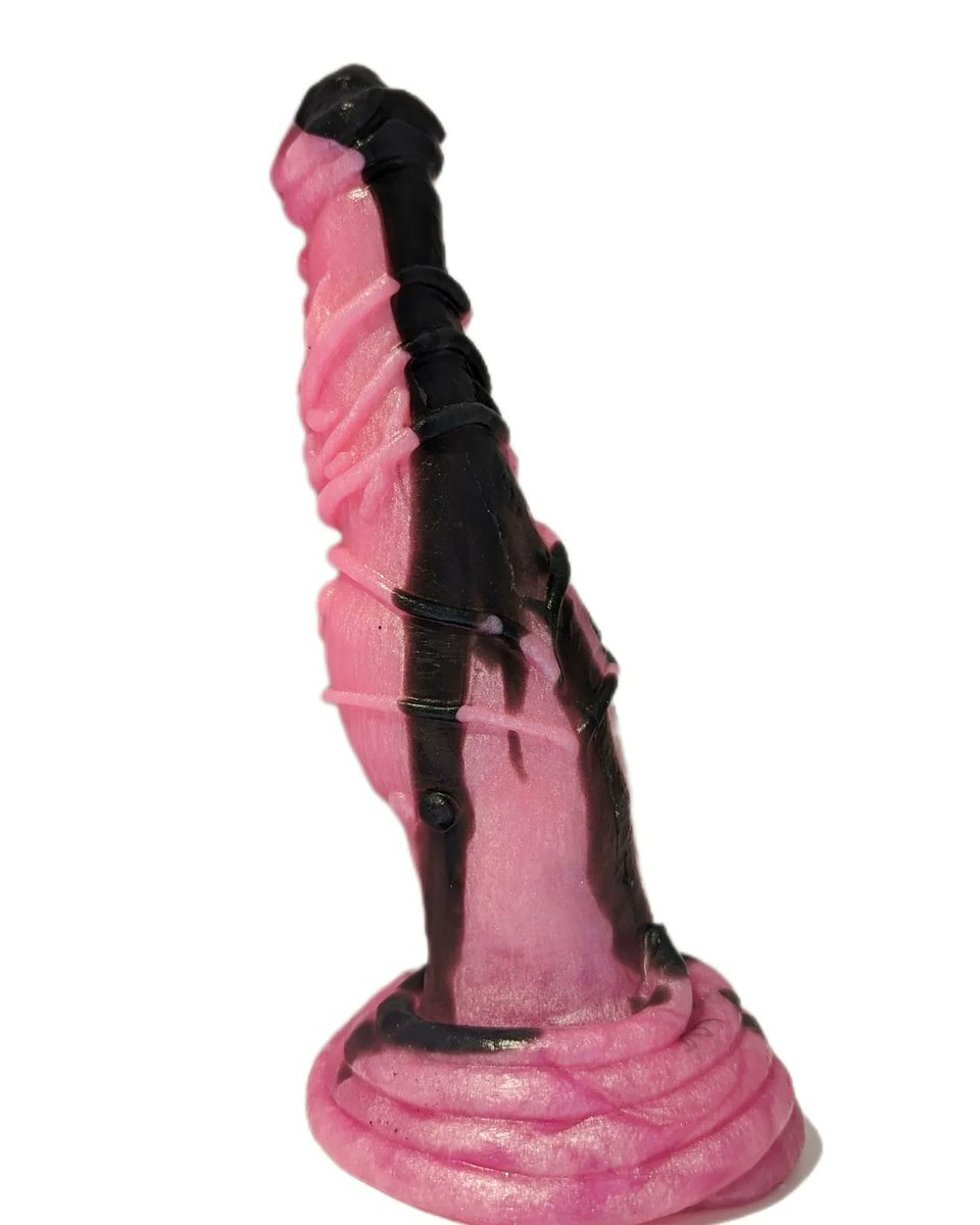 I can finally share some photos from a set of matching custom pours - which were a surprise birthday present! How cool - I love the colours &amp; pour choice!