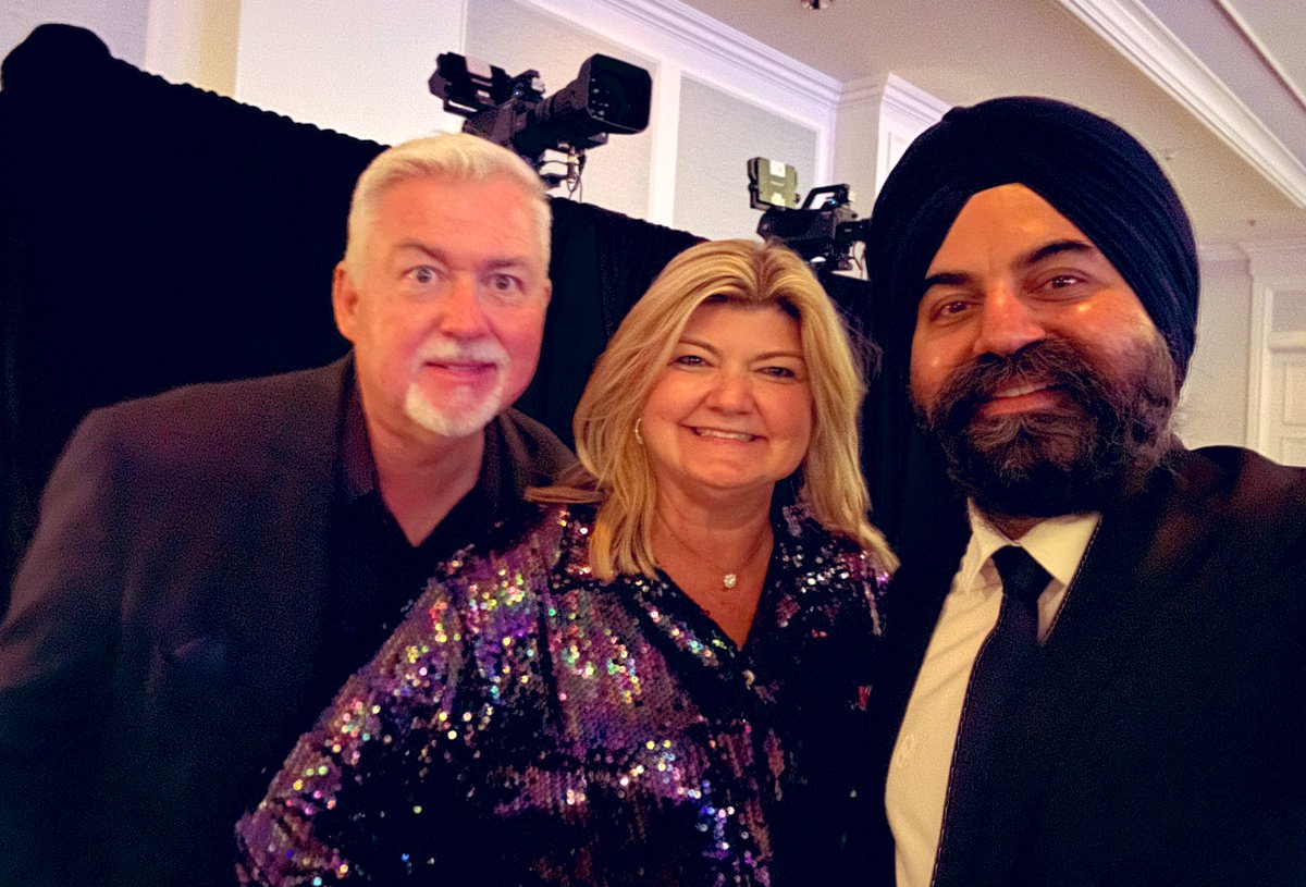 OMG!met @sandy_carter @dhinchcliffe you have to check @DisrupTVShow learn game changing Web 3.0 work @unstoppableweb #CCE2022 @rwang0 @ValaAfshar Sandy said at CCE-Boards need following skills - Strategy - ESG - - Security (CSOs) - Finance - Technology vimeo.com/705412037