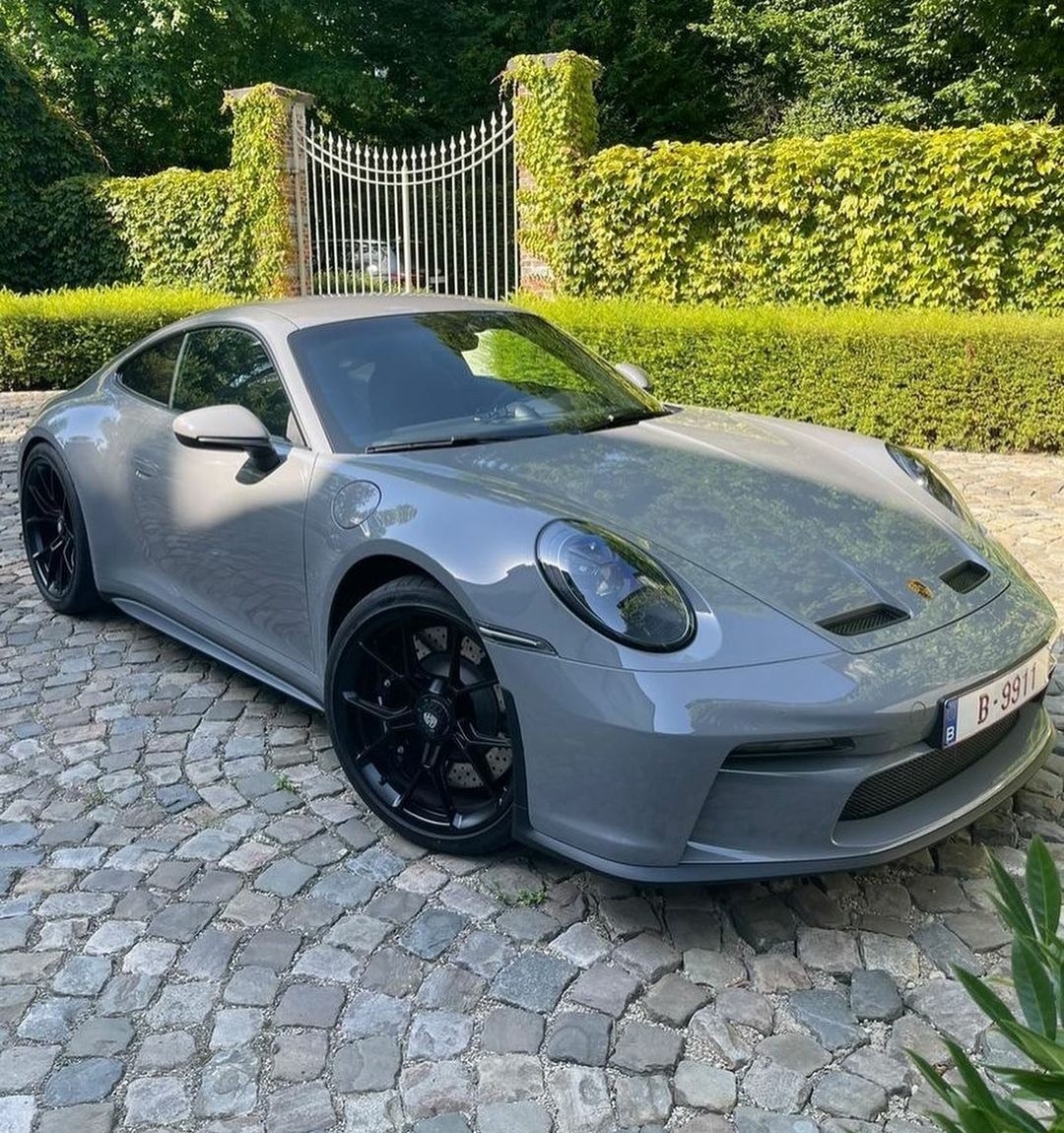 Porsche Club tweet media