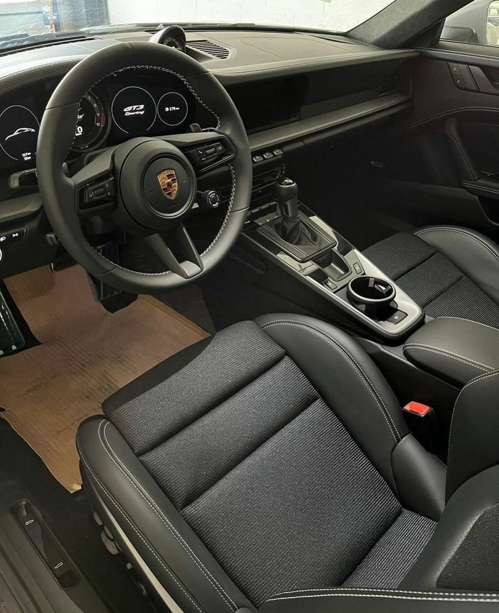 Paint-to-Sample Nardo Grey 992 GT3 Touring