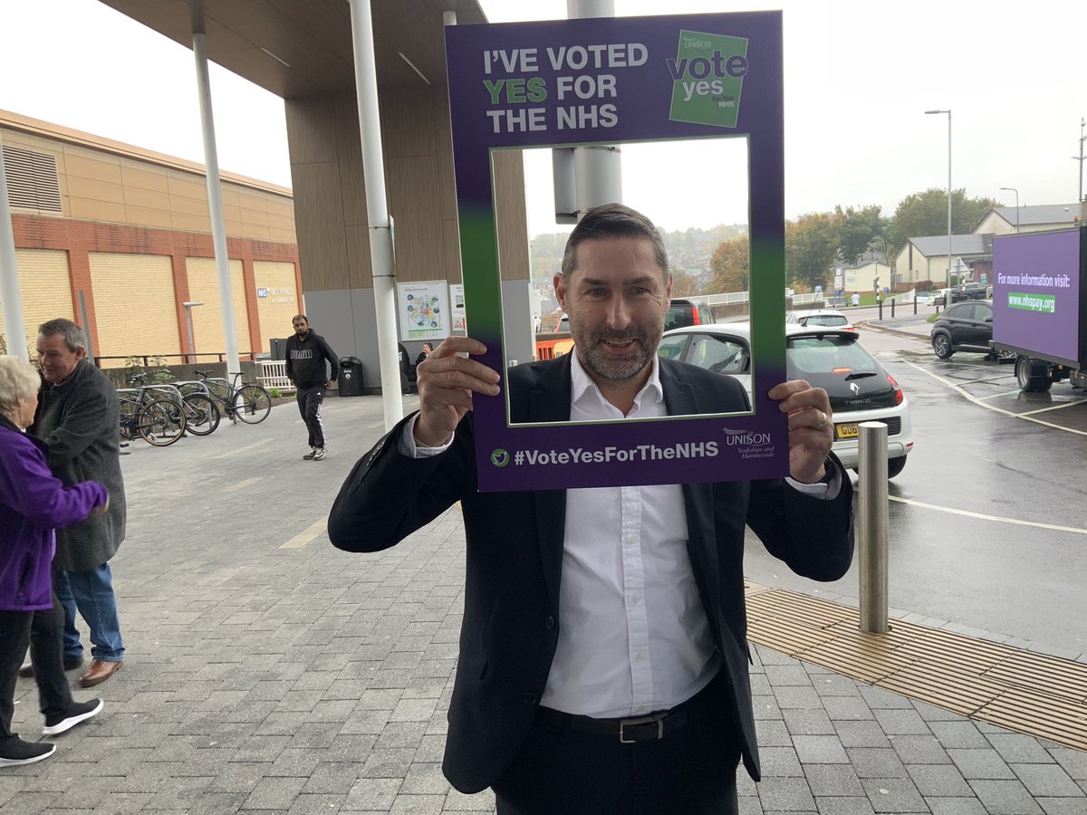 Lovely to see so many unison Sheffield Teaching Hospitals members visiting the recruitment stall, many of them could not wait for the Ballot forms on NHS Pay to hit there door mats
