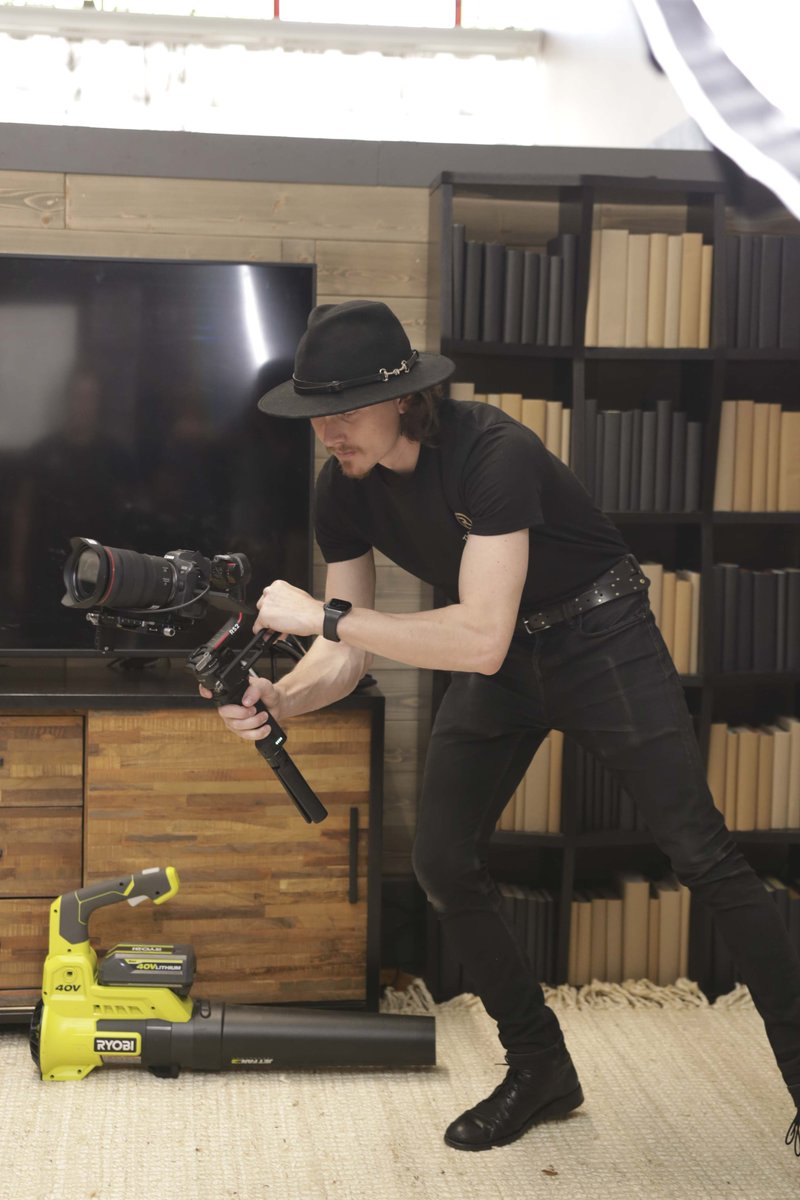 Right_Method's tweet image. We were built to challenge the status quo. #TheRightMethod is an award-winning creative agency with 6 divisions to help you and your brand #standout in the marketplace.
.

#TheRightMethod #film #filmmakers #blackfilmmakers #videoproductionhouse #productionagency #emmy #emmyawards