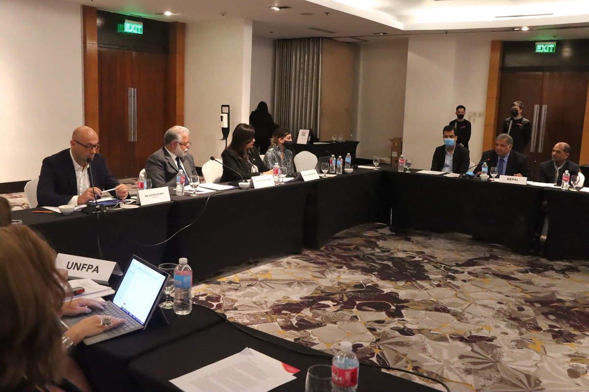 MurtazaJavedAbb's tweet photo. Federal Minister for Parliamentary Affairs Mr Murtaza Javed Iqbal Abbasi, addressing Asian Forum of Parliamentarians on Population & development #AFPPD at Manila. Discussed policies related to #ICPD. https://t.co/lyFUQVZbOz