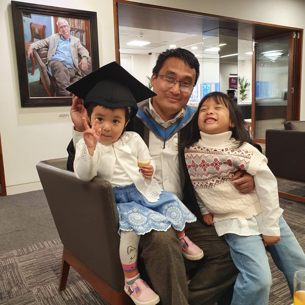 Dr Deoman (Deo) Gurung aka Dipen tweet media