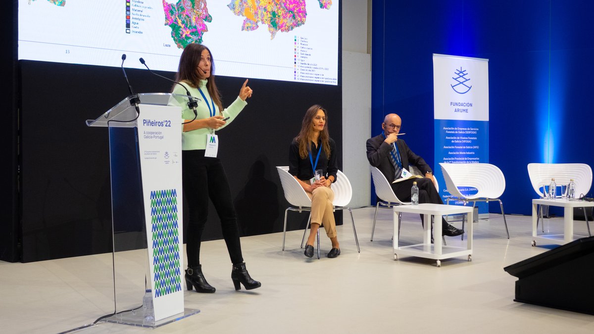 pinodegalicia's tweet photo. Algunhas das imaxes que nos deixou #Piñeiros22, o encontro organizado pola Fundación Arume para abordar a situación das coníferas dende unha visión transfronteiriza entre Galicia e Portugal.
#PinodeGalicia
@centropinus https://t.co/AU4I8cXeS2