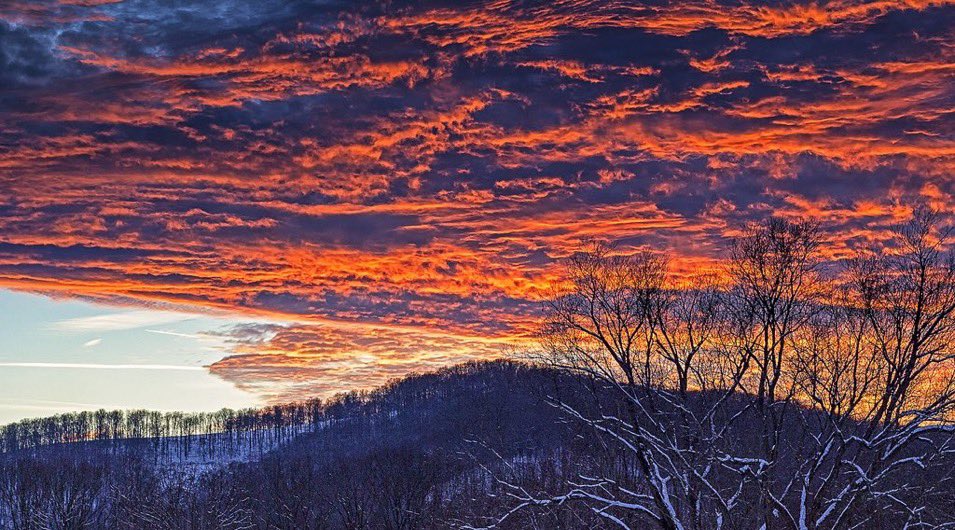 kwmcnamee's tweet image. “Souls are like athletes, that need opponents worthy of them, if they are to be tried and extended and pushed to the full use of their powers, and rewarded according to their capacity.”
Thomas Merton, The Seven Storey Mountain