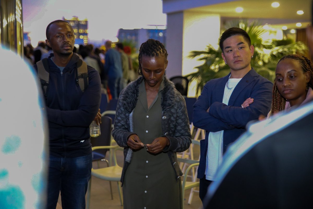 ImpactPlus_Web3's tweet photo. Attendees broke out into groups: #Health, #Energy, #Finance and #ClimateChange. They worked with our panel to uncover blockchain use cases in these sectors and presented ideas. It was a great space for #networking, gathering blockchain enthusiasts, experts and builders. https://t.co/GYHCKLaX7q