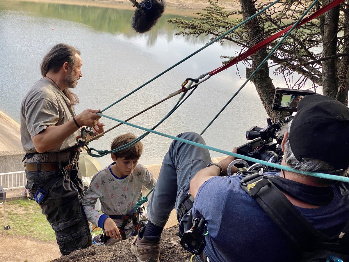 CDFFME42's tweet photo. Le Pilat, décor du téléfilm consentement parental pour France 2. Sécurisation d’une séquence escalade par le CT avec Axel et Nathan. https://t.co/U6GPabh79i
