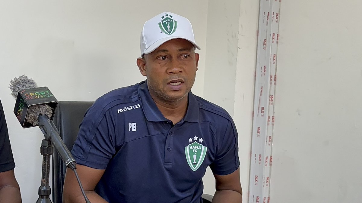 bagoubarryGN's tweet photo. #Ligue1Guicopress
Pascal Baruxakis coach du @hafia_fc « j’espère démarrer fort en s’imposant demain contre l’AS Mineur de #Sangaredi. Je n’ai aucune excuse… »
#Guinee #Kibaro https://t.co/OQFP9IRWcU
