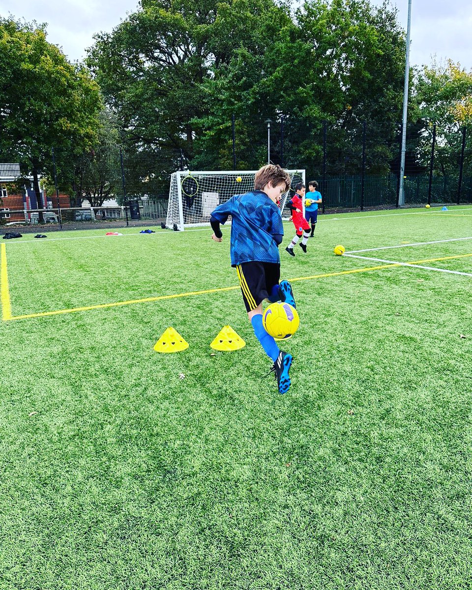 Day 2 on course &amp; a Mid Rainbow Flick 📷 just one of many skills on show today 👀

Tournament, trophy, prizes &amp; optional fancy dress tomorrow 👻🏆🧙‍♀️🏅🎃

Don’t miss out! Spaces still available ⚽️