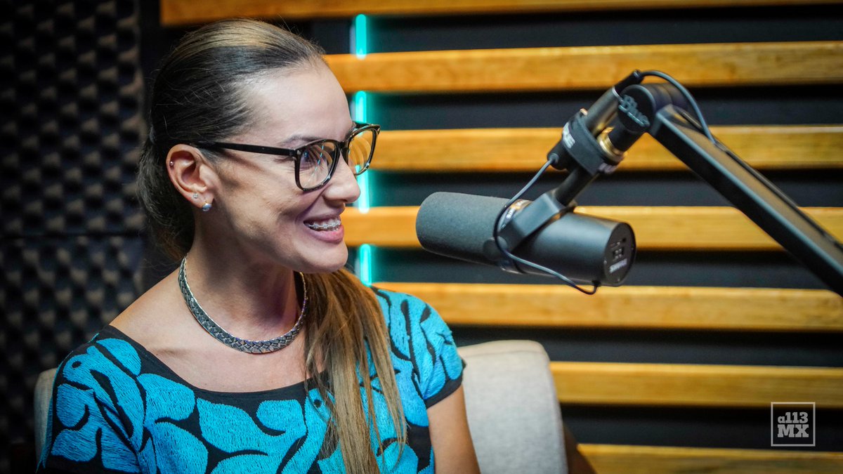 YaEsNoticiaMx's tweet photo. 🎧 Podcast | #CaraACara Esta segunda temporada iniciamos nuevo episodio con la titular del @cultura_qroo de #QuintanaRoo, @LilianJVC
No te pierdas el #podcast🎙️ este jueves por nuestra Redes Sociales.
  
👉🏻Haz clic aquí y escúchalo https://t.co/4IZrwcCgLA... #SegundaTemporada https://t.co/kfuFwZGqxV
