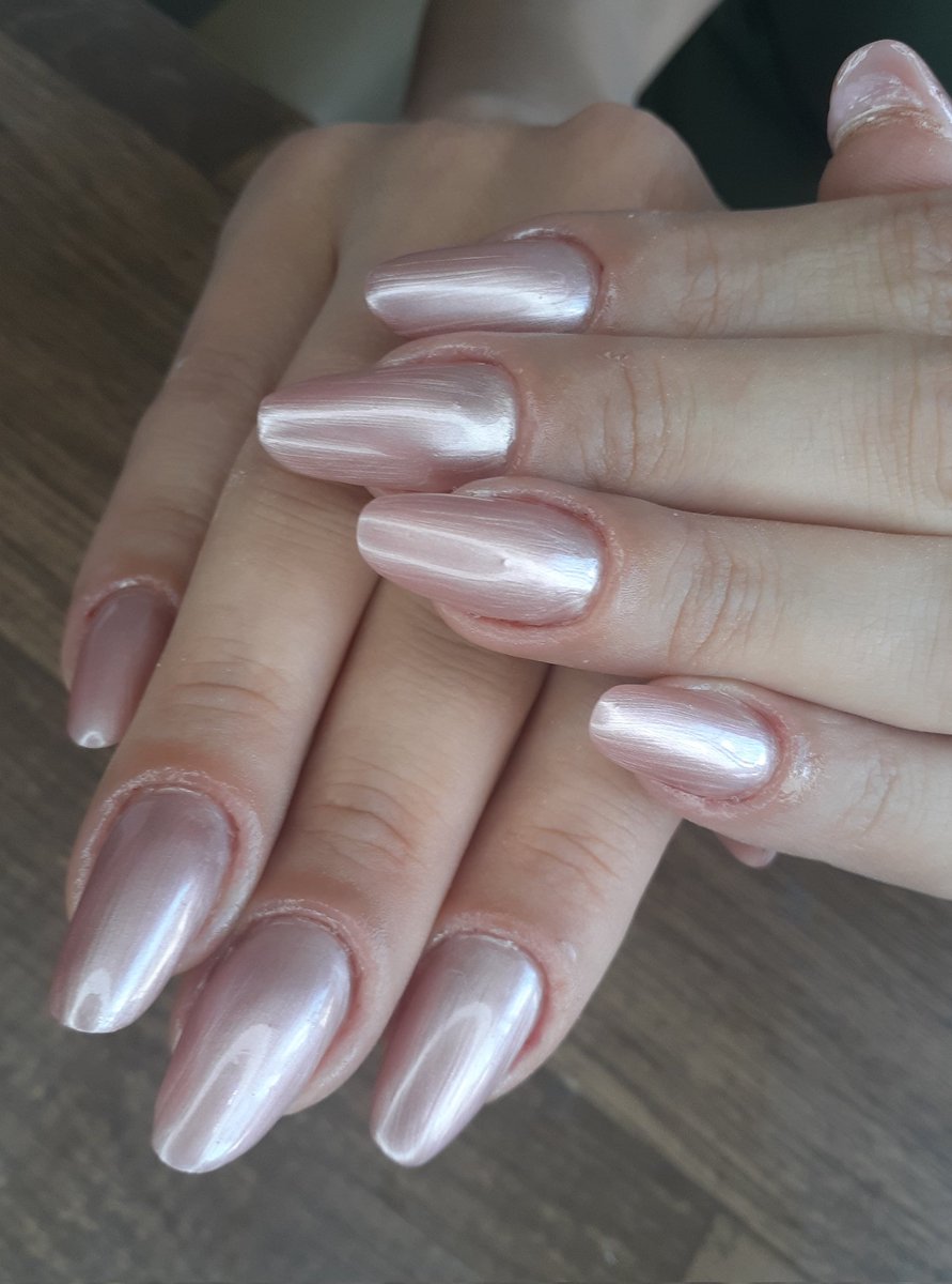 Francie66543017's tweet photo. Molde f1... Como amo meu trabalho 🥰❤

#nailsdesigner #moldef1 #viaforeesteticaesaude https://t.co/GfsVRIKtyR