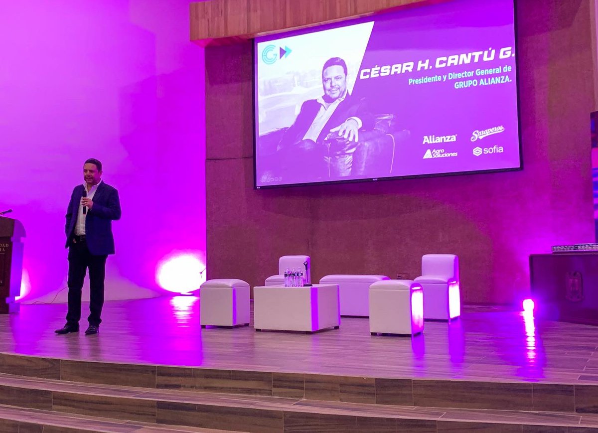 Juventud_Salt's tweet photo. El día de hoy asistimos al Simposium “Emprender, una oportunidad para crear📊”en representación de nuestro alcalde Chema Fraustro.
Un evento donde se reúnen las mejores mentes del emprendimiento y comparten entre los asistentes sus consejos para un mejor desarollo de sus ideas. https://t.co/EYgL27SD7u