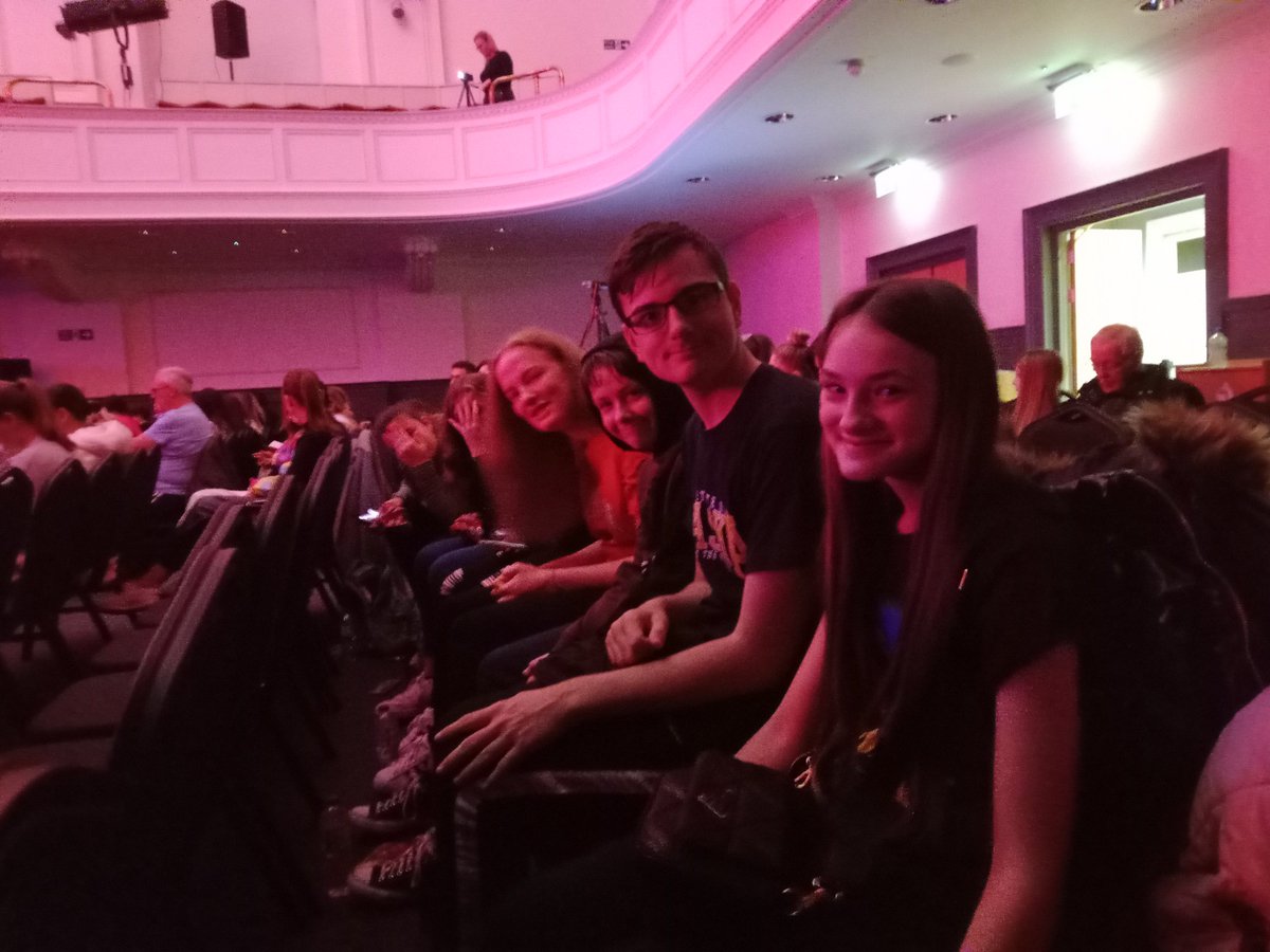 So excited to see the Clydebank Musical Society production of High School Musical!!! #YSIYCs