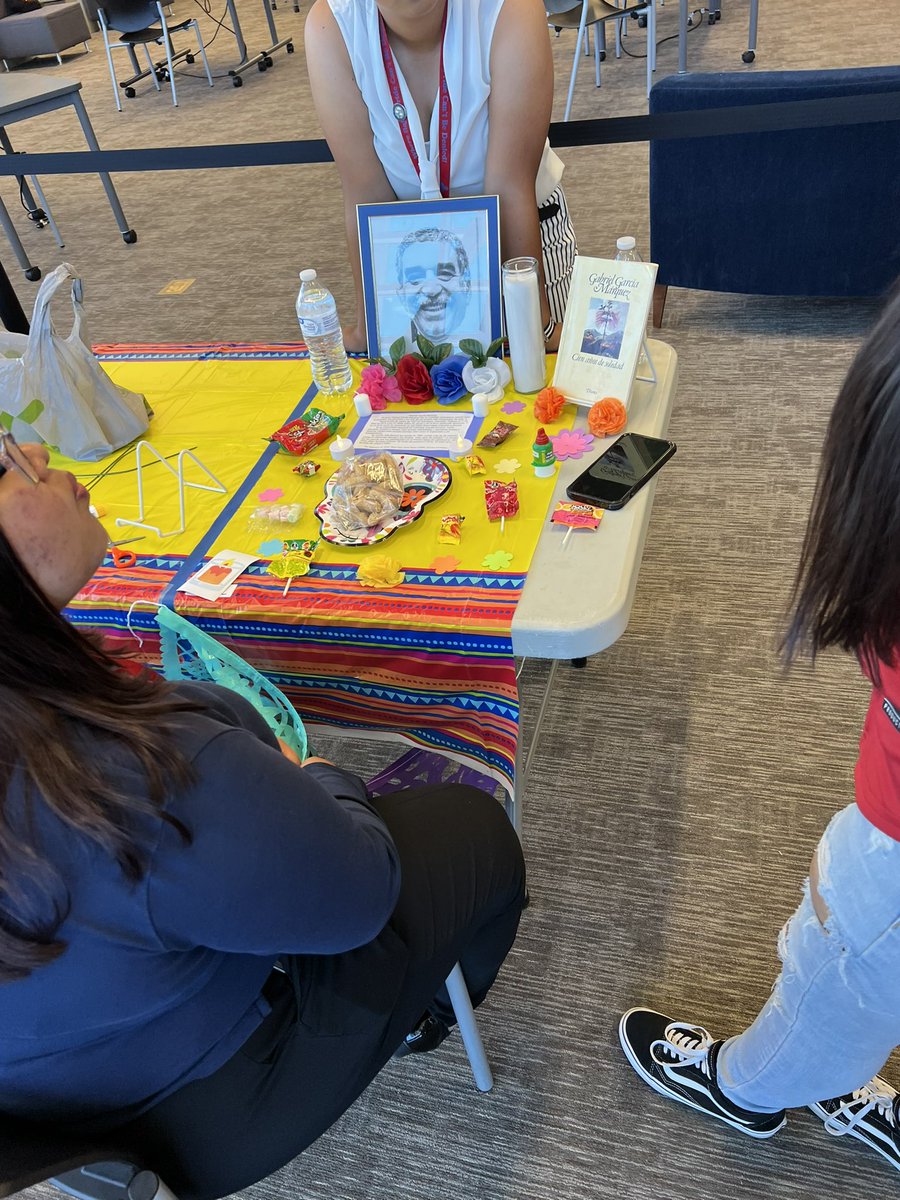 RajahLibraryIndio tweet media