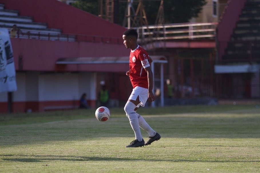 gb02oficial's tweet photo. Lucas 1: 37. Porque para Deus nada é impossível.  🏆🙏🏾⚽️

Final não se joga , se ganha. Grato a Deus por tudo que está acontecendo e que vai acontecer, 2 anos de clube 3 títulos cariocas, feliz pela partida e pelo título! 🙇🏾‍♂️🫶🏾🇦🇹

#féproscrias 
#deuseutelouvareiaténosgramados https://t.co/hFqcuuNsuU