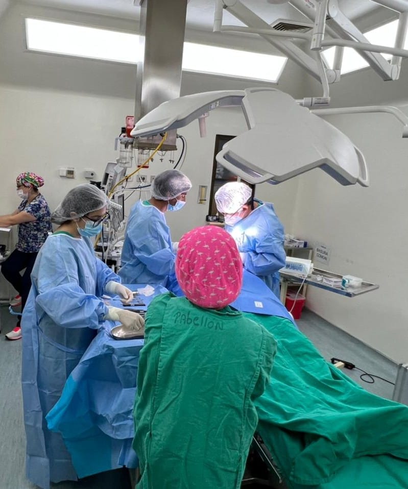📌Hoy y mañana se desarrolla operativo odontológico en pabellón del Hospital de San Javier para resolver casos en lista de espera quirúrgica 3ros molares del HRT, priorizando los más antiguos. La estrategia es fruto de la coordinación entre HRT, HSJ y el Programa Odontologico SSM