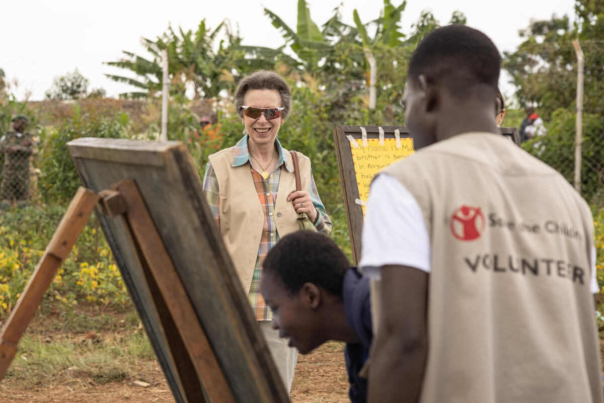 savechildrenuk's tweet photo. Today our Patron HRH The Princess Royal visited a refugee settlement in #Uganda and met families we support to learn more about the impact conflict in the DRC has had on children’s lives.

HRH has supported @savechildrenuk for over 50 years.

Learn more: https://t.co/I0JSCvKBd2 https://t.co/B9urMLtYeO